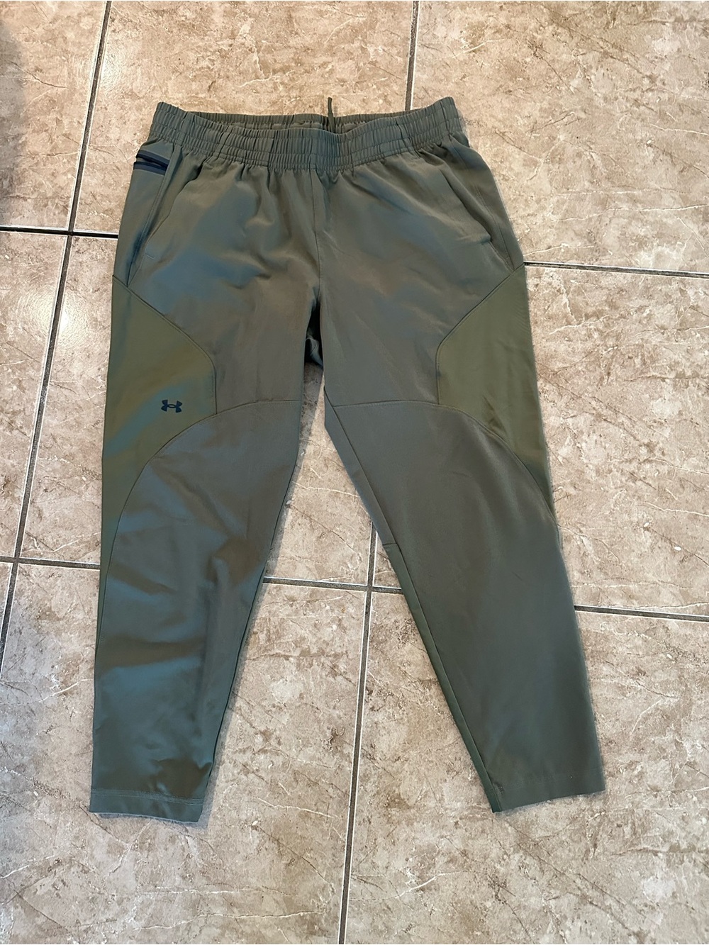 Under Armour UNISEX/Men's Olive/Army Green Training Joggers with drawstring